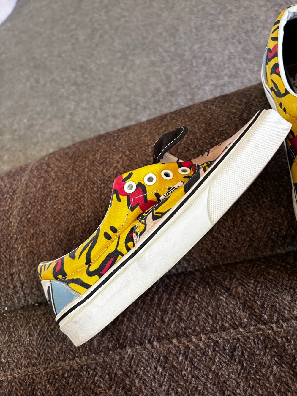 Peanuts Multicolor Graphic Slip-On Shoe gently used size 6 US men or  women 7/12 - Picture 5 of 8